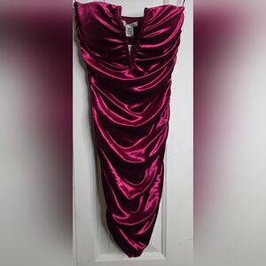 Discovery Strapless Dress in Rich Burgundy